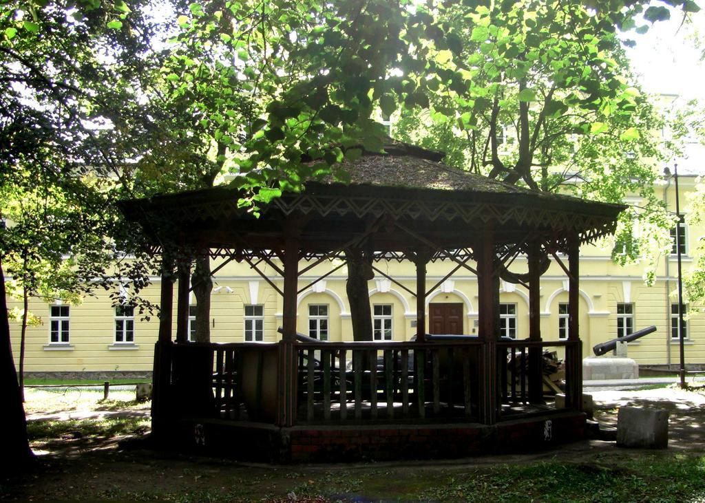 Picturesque Apartment Into Antique Fortress Daugavpils Zimmer foto