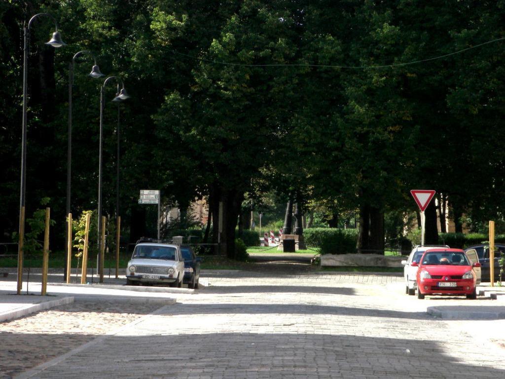 Picturesque Apartment Into Antique Fortress Daugavpils Zimmer foto